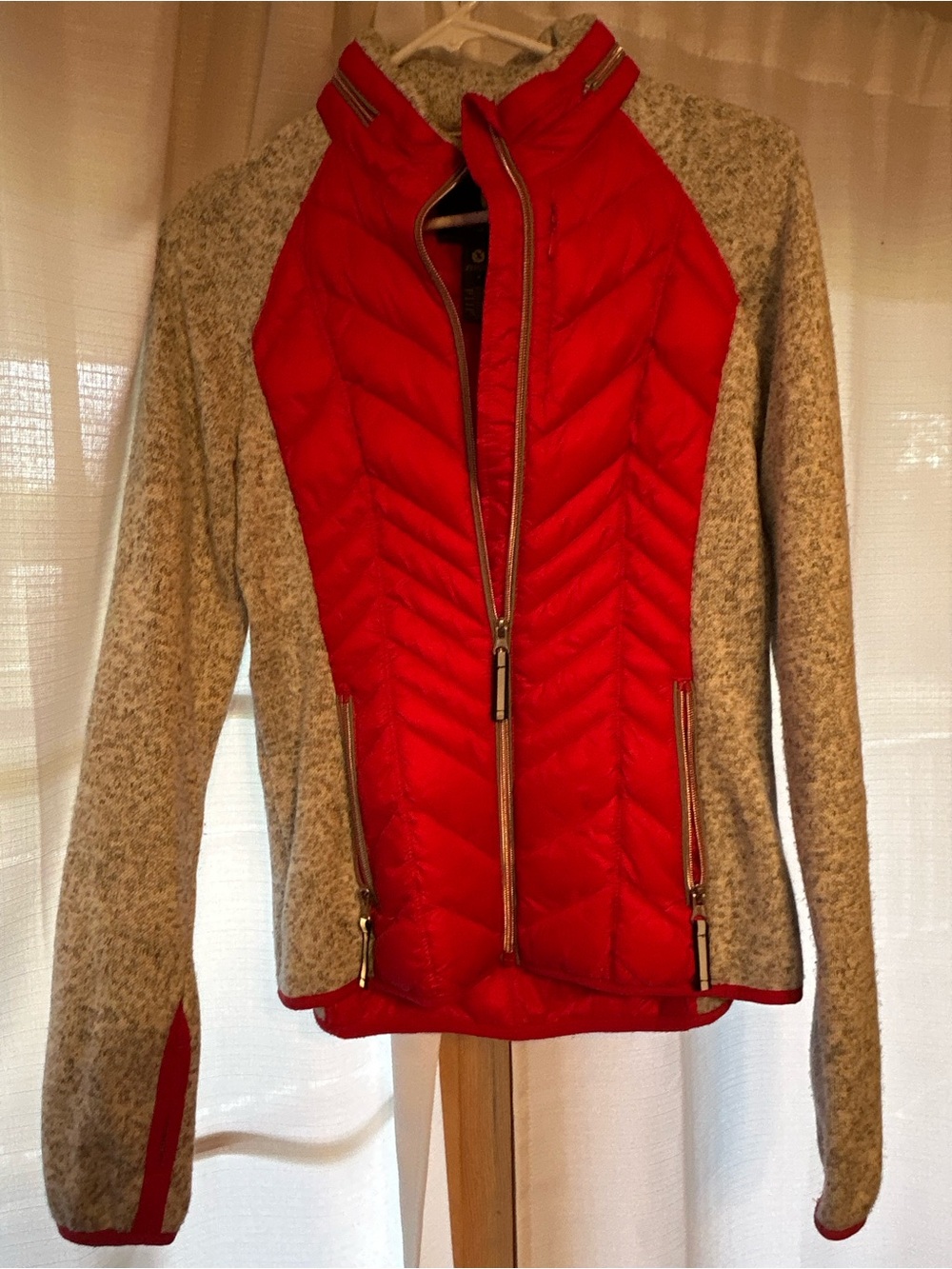 Xersion Red Quilted Front Heather Gray Sleeve Puffer Jacket